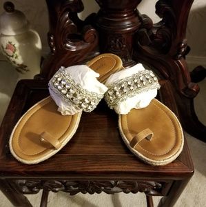 DJ Pliners Ladies shoes